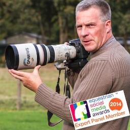 Freelance fotograaf, met specialiteit paardensport fotografie Springsport | Mensport. Verdere interesse: Motorsport, Rallysport, Wielersport, Hockey