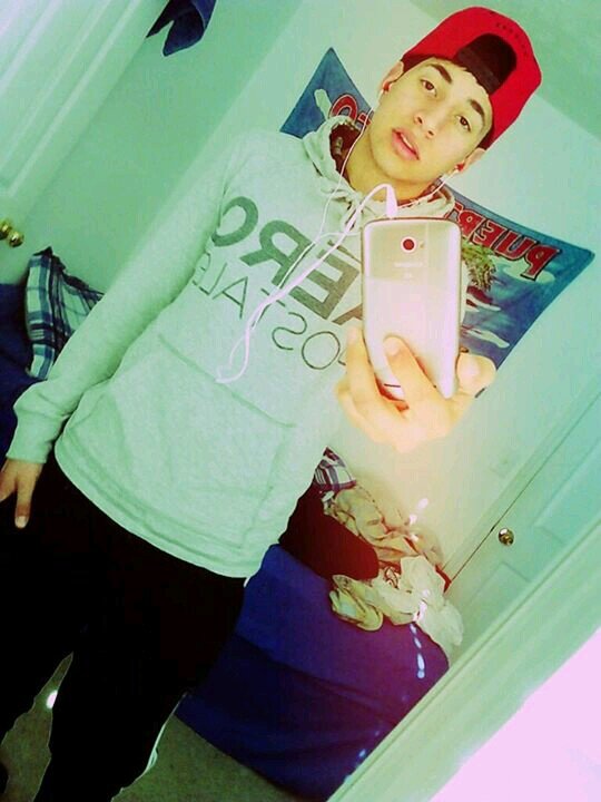 God #1.Share some love^·^ New Twitter,follow me I'll follow back 3