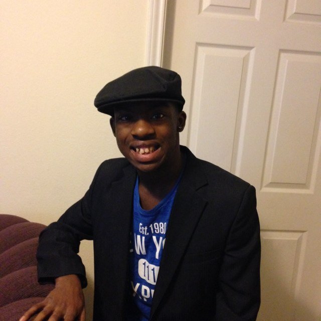 Avid sports fan fallow me and i will fallow you back on twitter also find me on Facebook .com Marcus Desbonnes.  God is my Everything