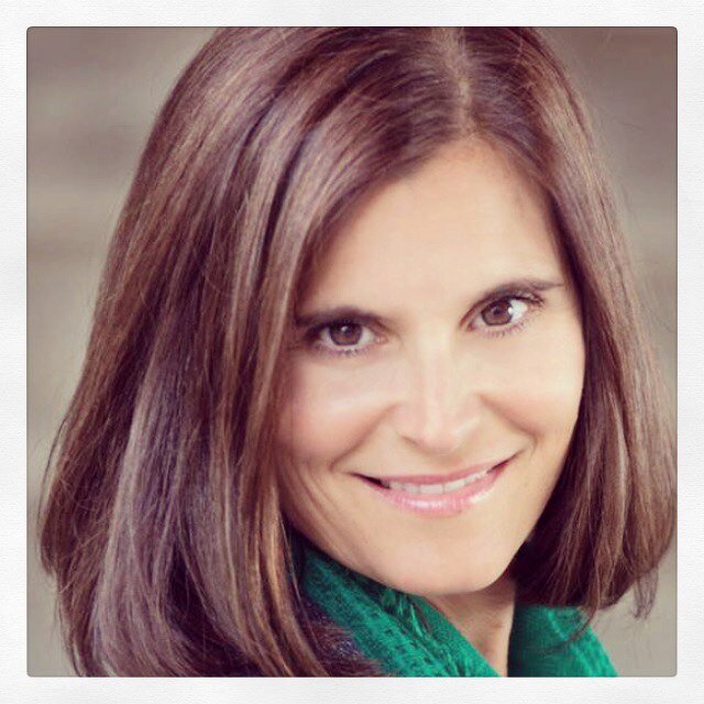 Happily married, mom to 4, works in professional sports, competes in marathons and triathlons, plays tennis, and a SumitsYoga student!