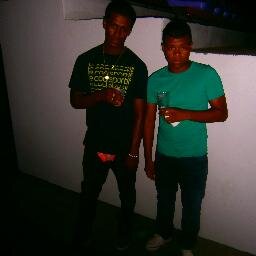 ∂є νιєzє νυιℓє ¢яєω. just follow and i follow back