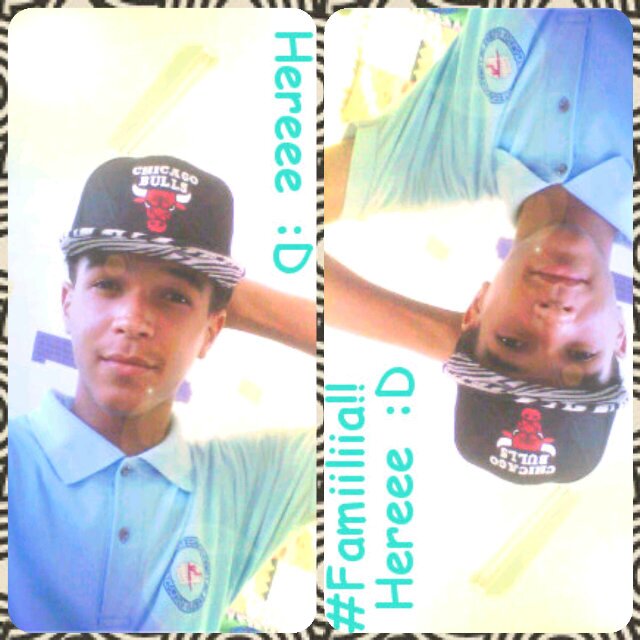 Un ChaQkiitO G-Vii MusiicOo. Me Gusta La Musiica.... :p