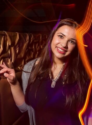 berraktarakci's profile picture. Dilim de şarkıların gündüz gece ! Deli gibi aşığız FENERBAHÇE ! Bu dünyayı yakarız senin için ! Şampiyonluk gelince