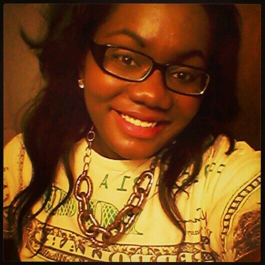February Baby ,16& Loving Life, My God Is My Savior(He comes 1st),I love fashion,Pink,& Leopard, oan im a Junior at MHS♡♡♡♡♡♡