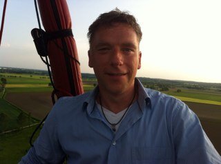 father of 4 children, adjunct director at kremer BV, sportsfanatic (soccer, golf, cycling, running), LIVE YOUR DREAMS and THINK in POSSIBILITIES