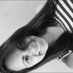 iam_princessmai's profile picture. “Você nunca sabe quanto tempo você tem com alguém, então não esqueça de dizer eu te amo enquanto você pode. Willian ♥.