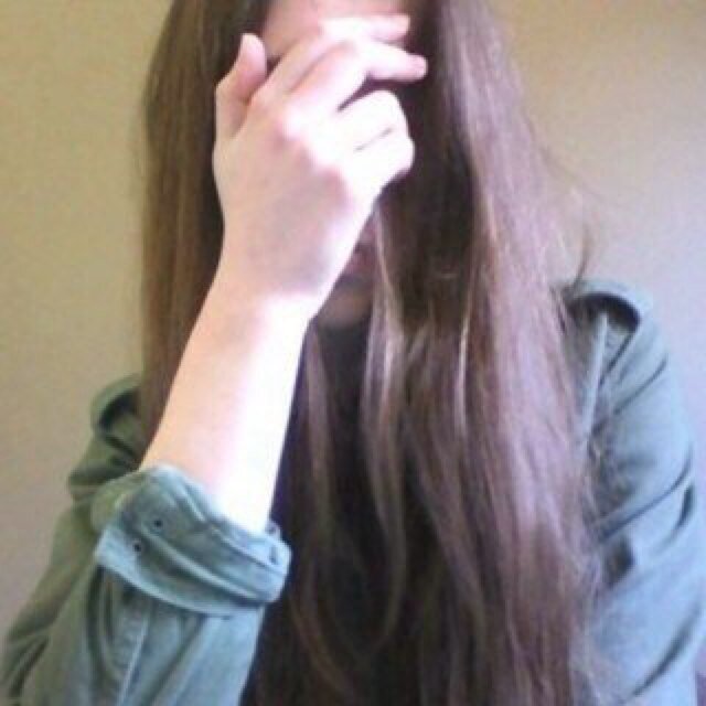 ‏سويت لك فولو ؟ لا تسوي فولو باك هنا ، سوي فولو باك لهذا الحساب ‎@Njodi0‏