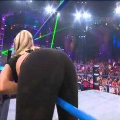 trish gets spanked Pictures of irritated vagina