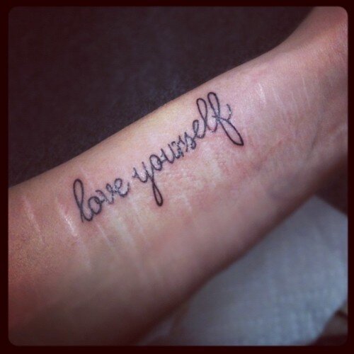 Self Harmer In Recovery.
IFollow Back,i'm always here for anyone who needs me.