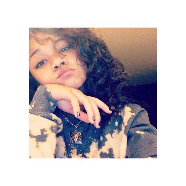You see my header thas bae