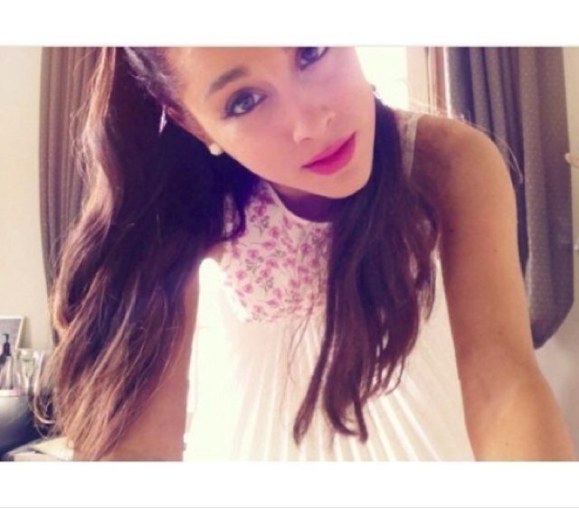 SavedAriana10's profile picture. 