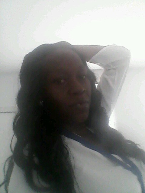 Don't need no-one to feel me. I feels myself