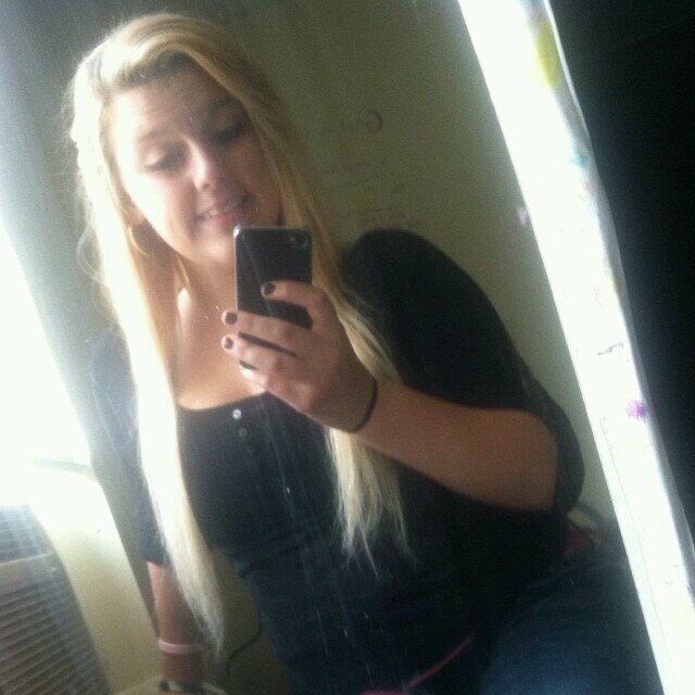 Koree Brooke Scott. #weezytilldeath #megabitchh ♥