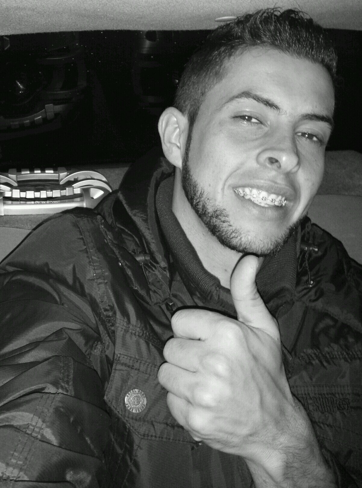 .. Instagram - Alviiiim.♣♦♥♠