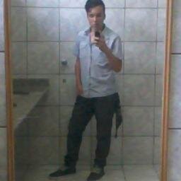 Eu sou eu mesmo, e vc gastou tempo lendo isso..
