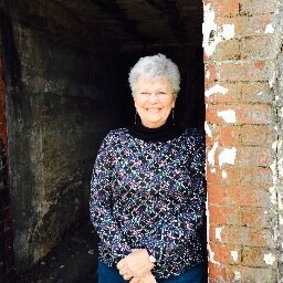 Lover of our Lord and Savior, Jesus Christ. Wife of Joe..,mother, grandmother, great-grandmother. Short-term missionary to Kenya!