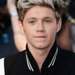 I LOVE ONE DIRECTION!!! I LOVE NIALL, ZAYN, LIAM, HARRY, & LOUIS   3