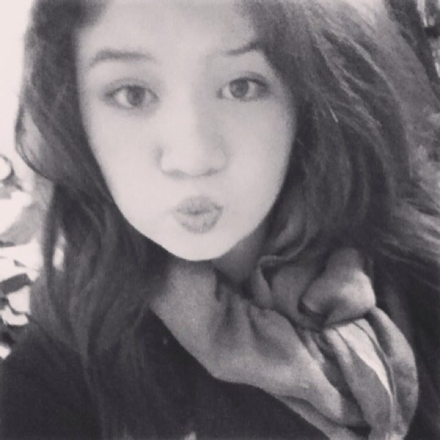 Find light in the beautiful sea 
I choose to be happy 
You and I, you and I 
We’re like diamonds in the sky  :33 3