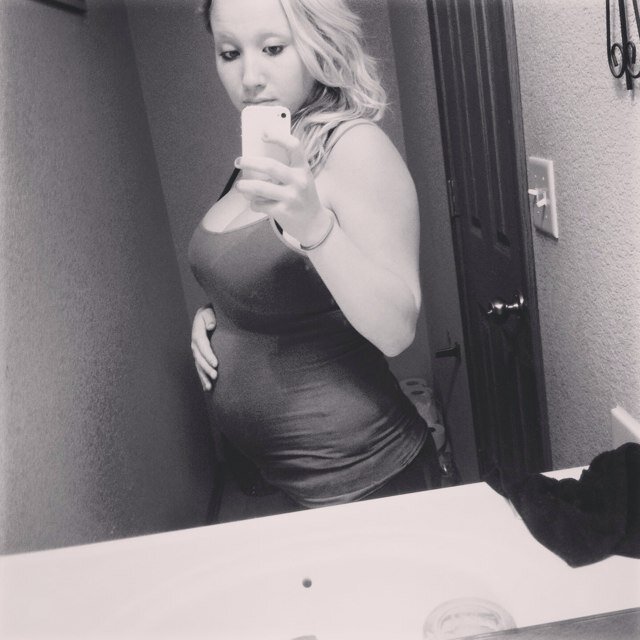 S_Jane11's profile picture. #TeenMommy Pregnant with an amazing baby boy! #HappilyTaken  #Follow our stories!  instagram: @s_jane11