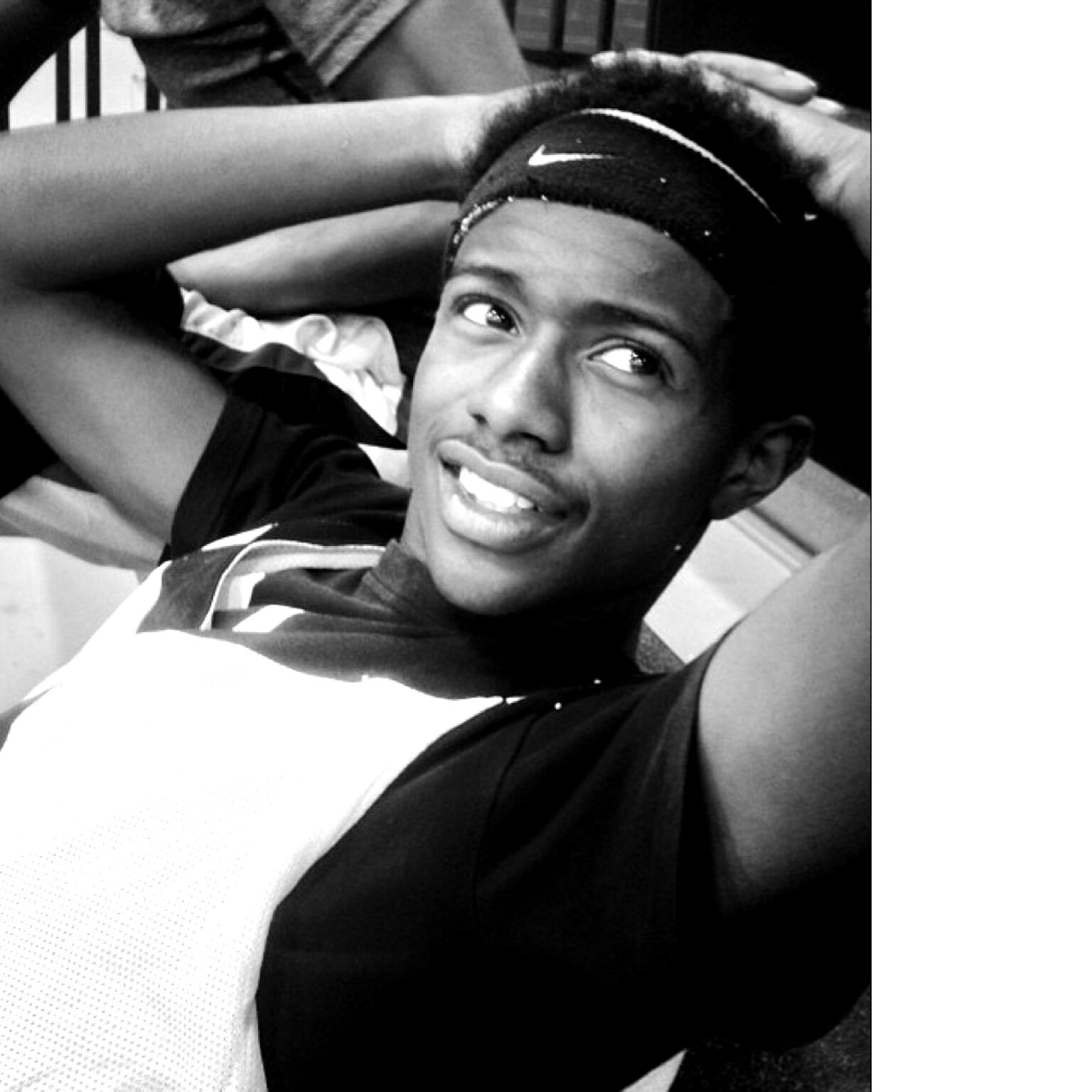 GO FOLLOW MY OTHER TWITTER @_justSaymikey THATS WHERE I BE SO GO FOLLOW ME