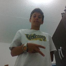 Eaí vim aqui dizer que o Jhonata simplesmente me ama de mais e não vive sem mim não tenho rasões de viver sem ele pode conta sempre dlçç p.@__pequenaa