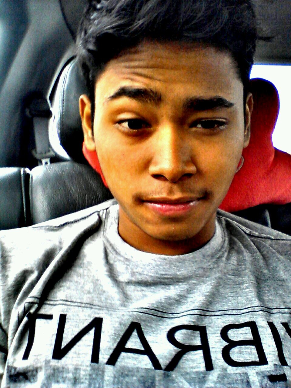 Ikhwan | 17 | kuala lumpur | spm candidate 2013 | gila . haha :D #AnakKeduA #Nakal #ApeApeAje WELCOMEEEEEEE :)