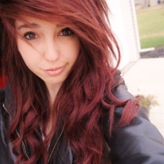 Hola. Im Grace. I like music and youtube, so like yeah. Wifi is life. Do what you want, not what people tell you.