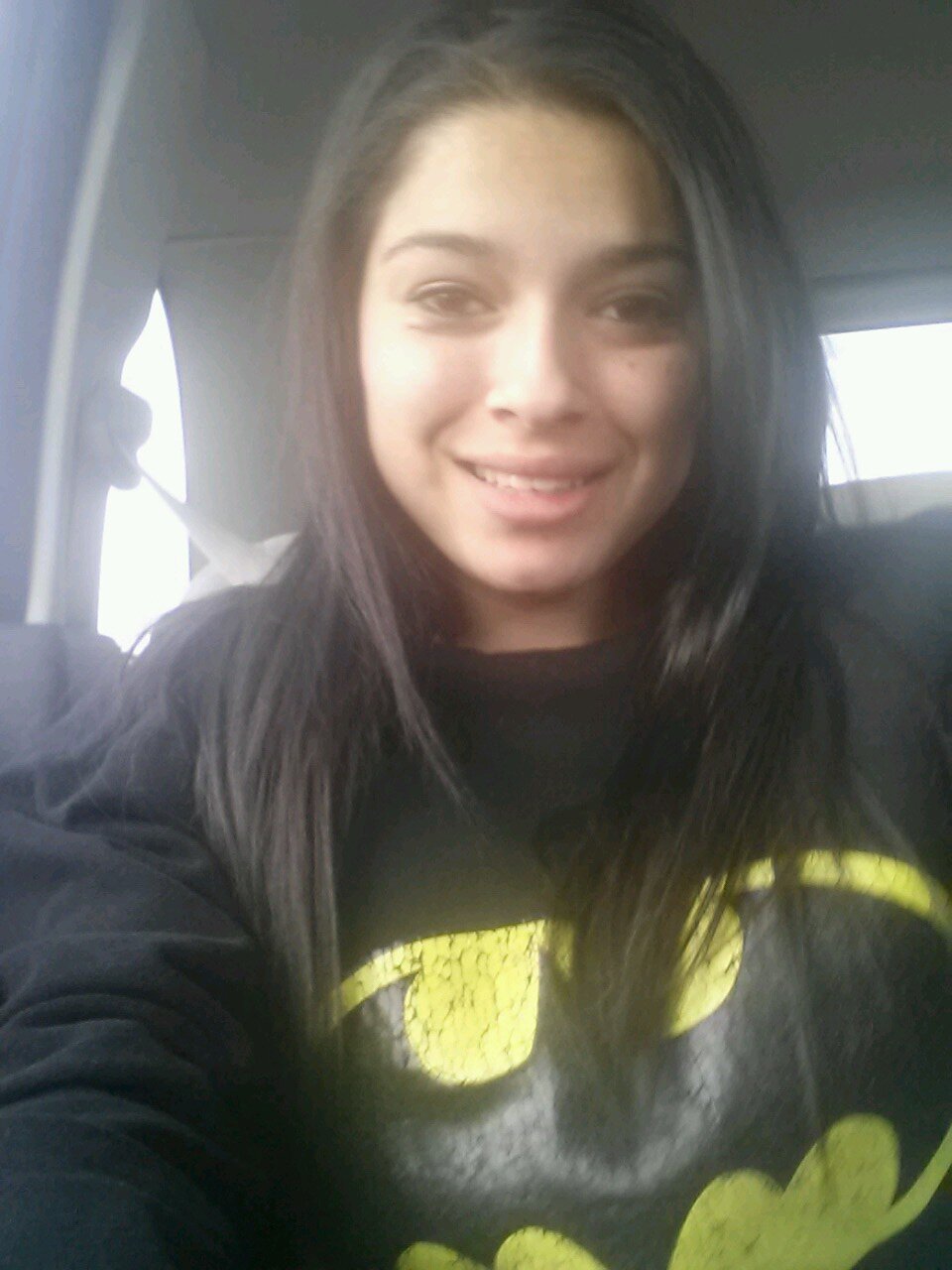 Hey name is estrella :). I'm 17. I love sports. I love having fun :)