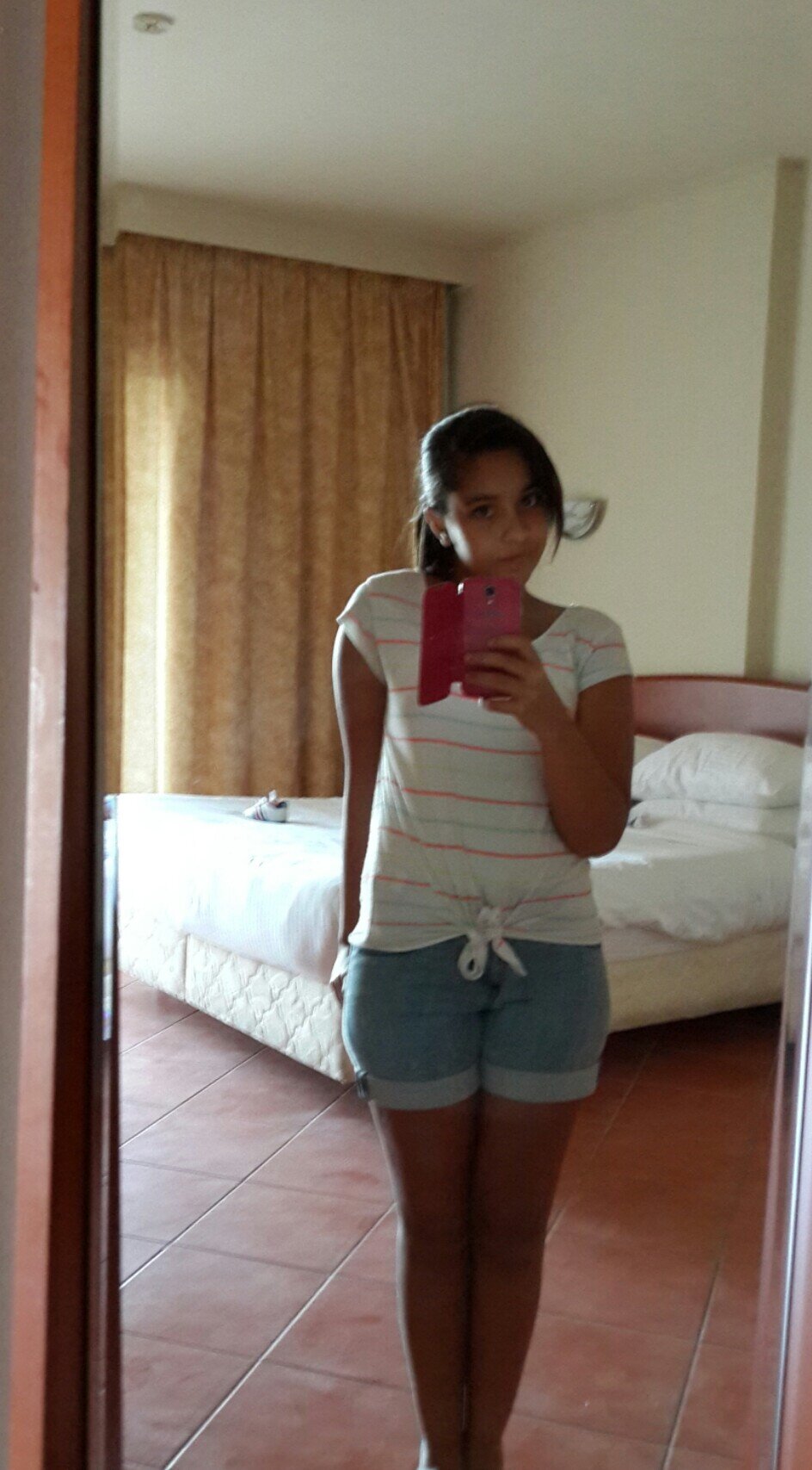 mayar276's profile picture. a girl who adores 1D and chocolates and I like romatic boys and I adore my bff ask @mayarmohamed644 face:mayar306@gmail.com and ♡single♡ pin: 7B20239A