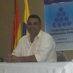 Administrador de Empresas egresado de Universidad Simón Bolívar, dedicado  a resarcir los Derechos H. de las Personas con Discapacidad y a su Inclusión Social