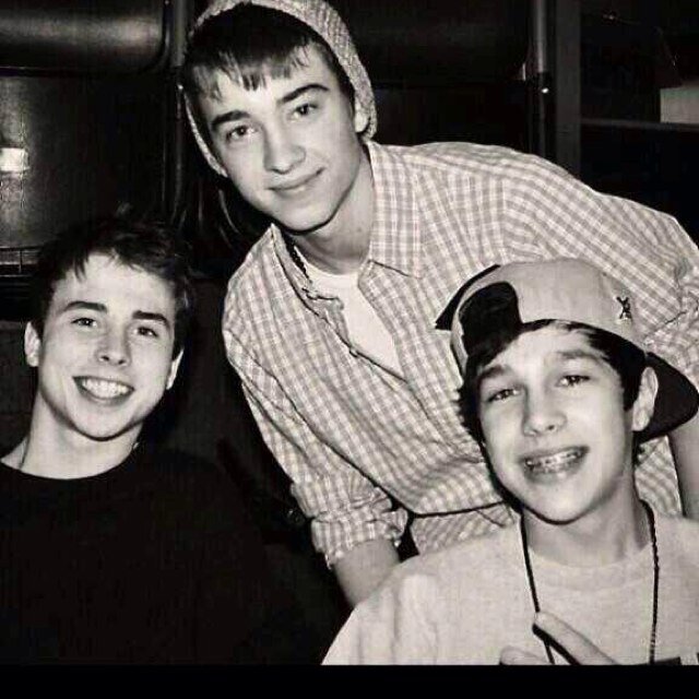 Austin mahones cousin here no hate⚠✋ live,love,laugh be yourself & believe❗mahomies stay strong❗❕