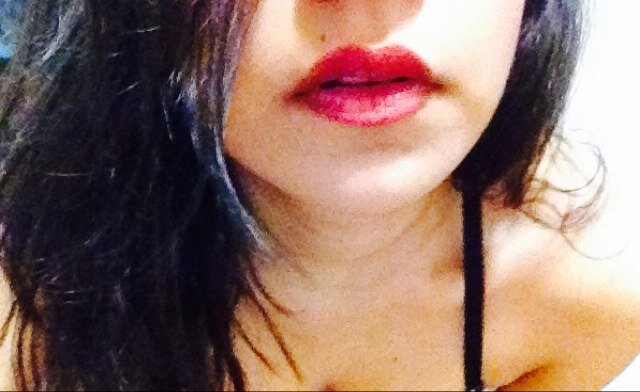 Unlike others I'm not broken. Je suis demodée.