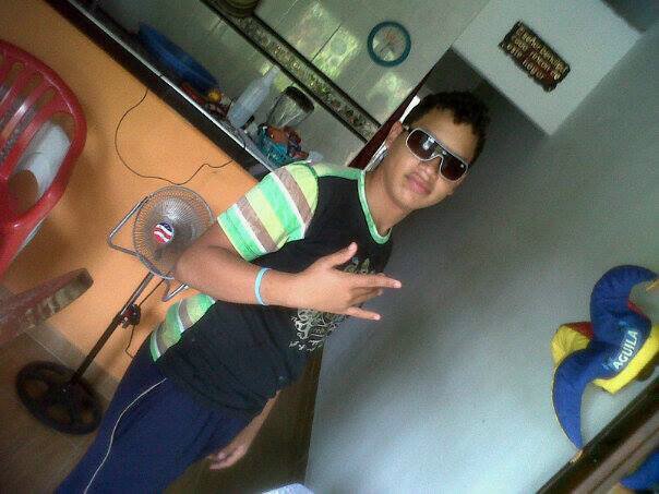 me gusta recocha y rumbera soy dj z
