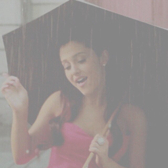 Osnapitzari: who are all those screaming people Ari: those are all of your fans Osnapitzari: so did we..? Ari: yes, we made it #votearianagrande
