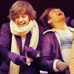 Follow me on my other account @_Batman_Payne_ i follow back on both xx