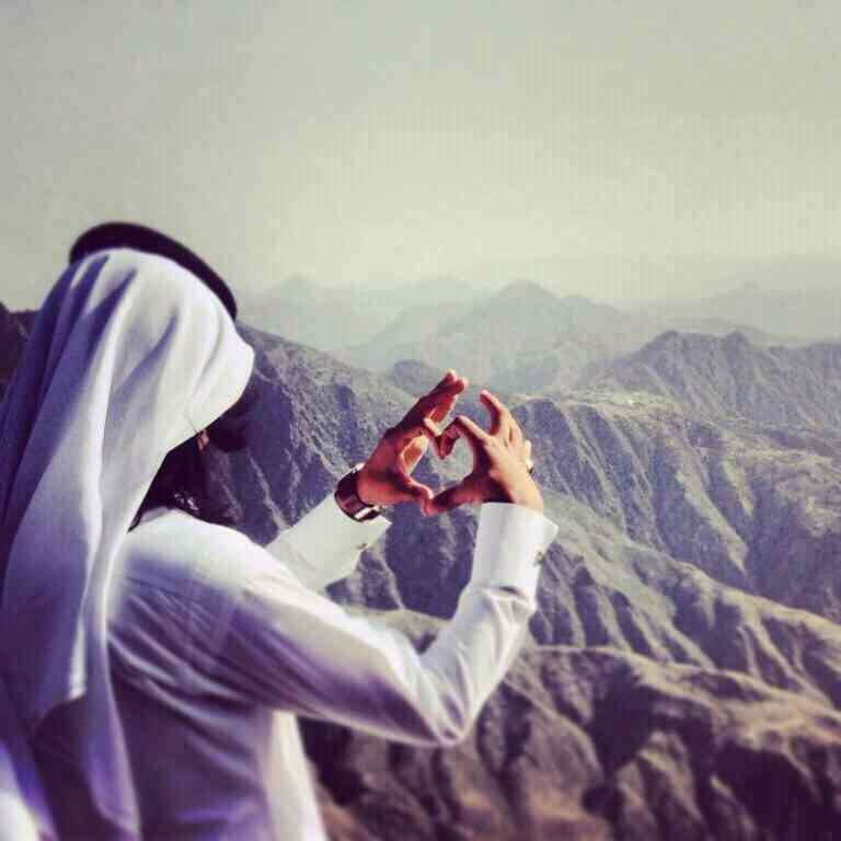 اخواني اخواتي حسابي تفرمت ارجو منكم تتابعوني حسابي الجديدfhd40291@