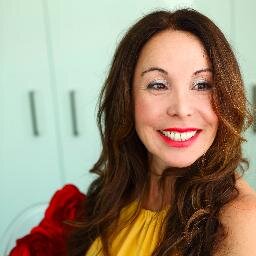 The Savvy Beauty Industry Guide to Smoother, Softer, Sexier Skin Without Drugs or Painful Surgery