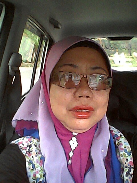 latifah_latty's profile picture. 