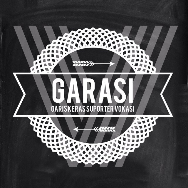 |GARASI garis keras suporter vokasi UGM|Juara Umum PORSENIGAMA 2013 SEKOLAH VOKASI UGM