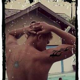 dony_tria's profile picture. 