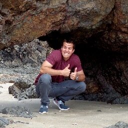 Adamfrer12's profile picture. 