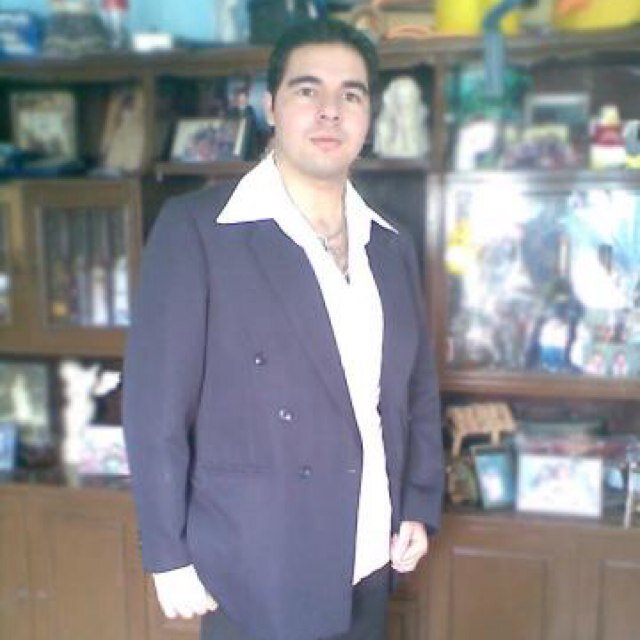 arimartin87's profile picture. 