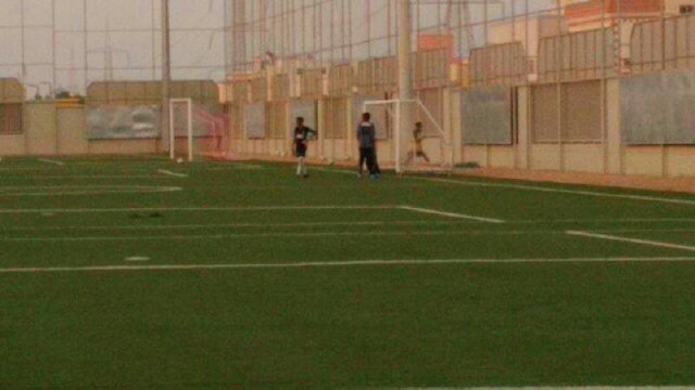 لاعب نادي النصر براعم الاسم سعود العمر15 مركز الاعب:حارس