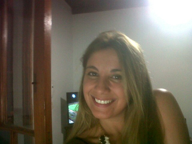 Futura Psicopedagoga . Acompañante terapéutica, Mama de ceferino. Novia. amo la vida, amo a mi flia, amo amar..