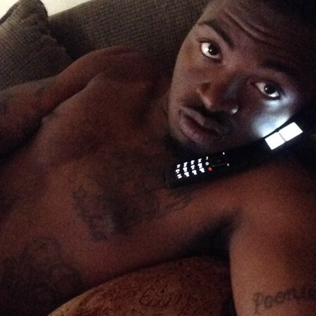 21 & THUGGIN real niggaz know me and haters wanna be...