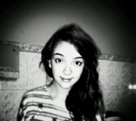 AnaJ3sus's profile picture. 