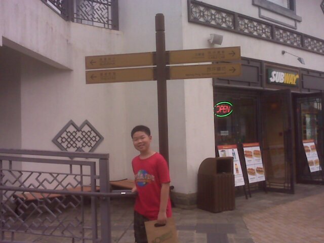 thoealvin75's profile picture. 