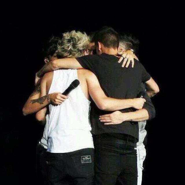 Hi everyone I'm a French Directioner, I love Niall, Louis, Liam, Harry and Zack...Oops sorry, I mean Zayn ! ♡ Proud to be a Directioner ♥