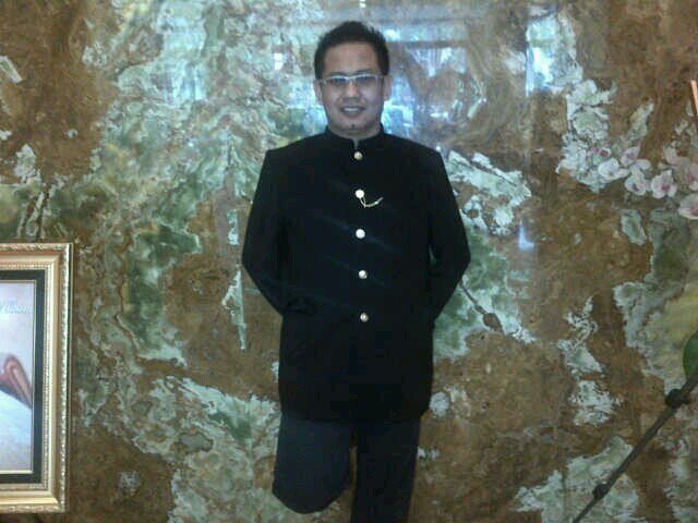 RomiYunas's profile picture. 