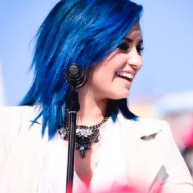 L0v4t1cs92's profile picture. Just like the old times...